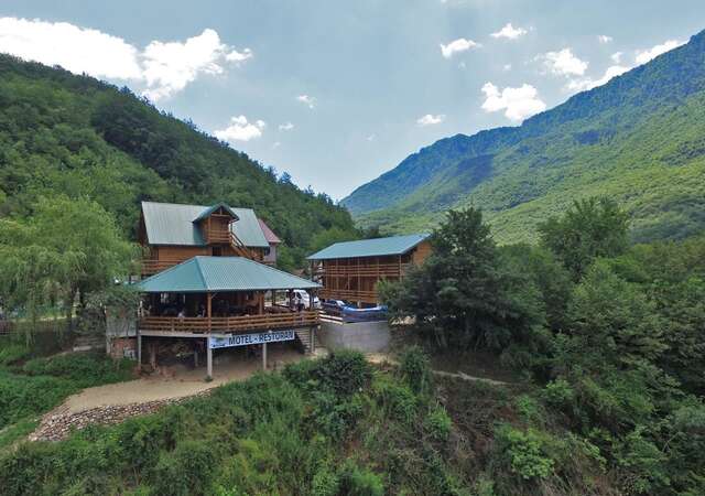 Гостевой дом Rafting Blue River Tara Šćepan-Polje-16