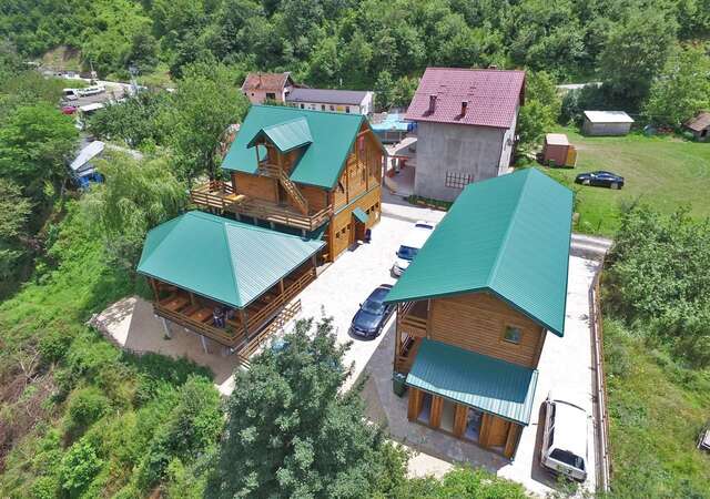 Гостевой дом Rafting Blue River Tara Šćepan-Polje-5