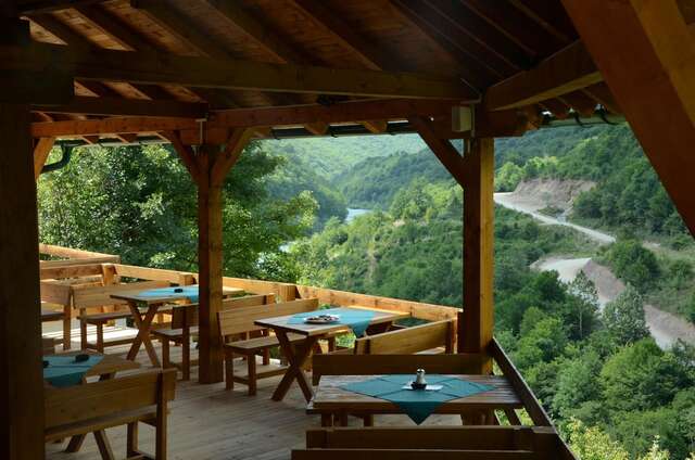 Гостевой дом Rafting Blue River Tara Šćepan-Polje-32
